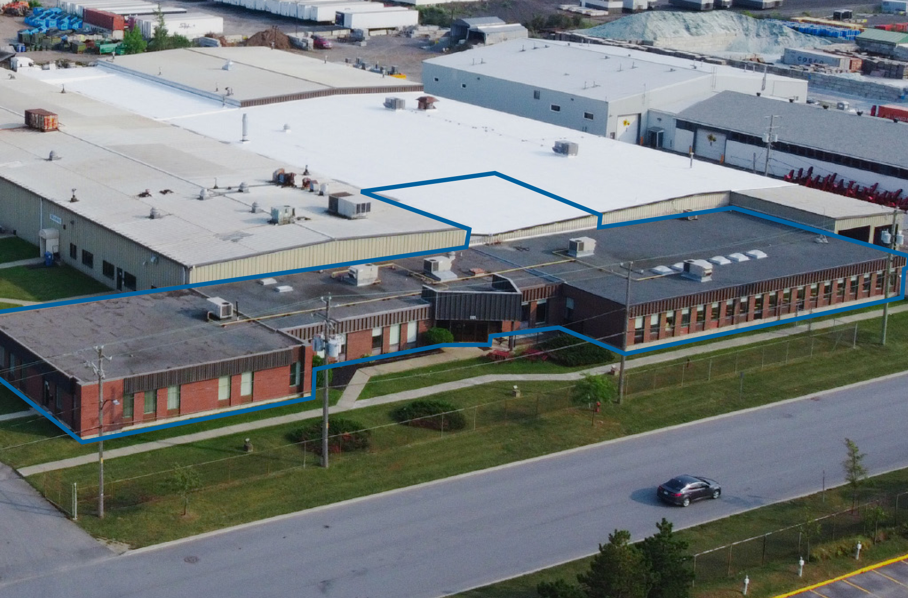 011275-1305_Industrielle_LaPrairie_REACentris.jpg