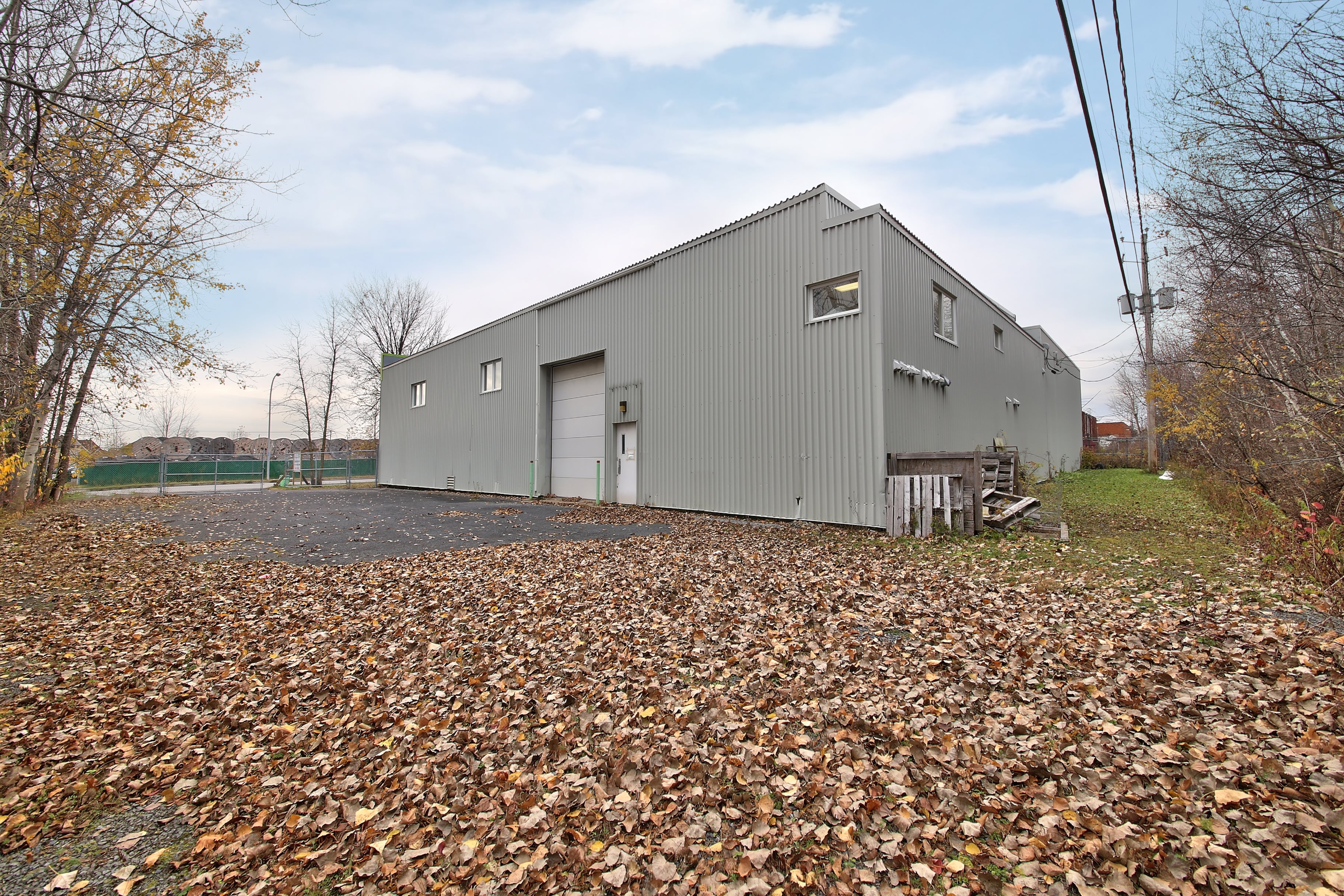 022275_boul_industriel_MLS_HID949109_ROOMexterieurexterior3.jpg